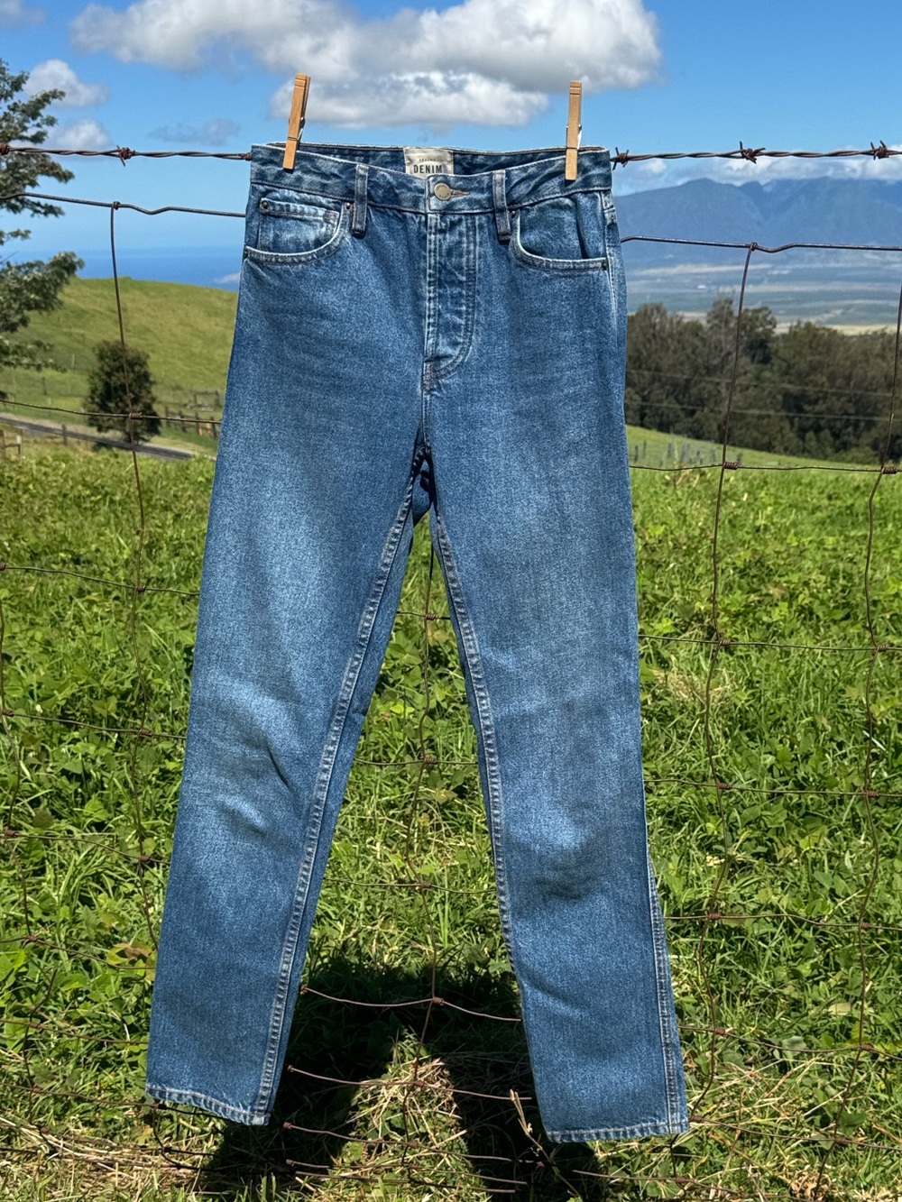Sezane Denim Jeans mid rise sezane denim jeans cotton button fly medium wash 24